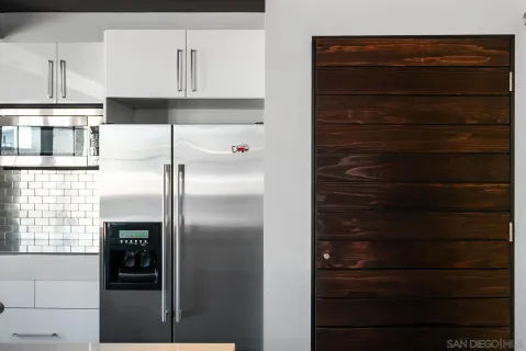 $699,900 | 702 Ash Street, Unit 102, San Diego, CA 92101