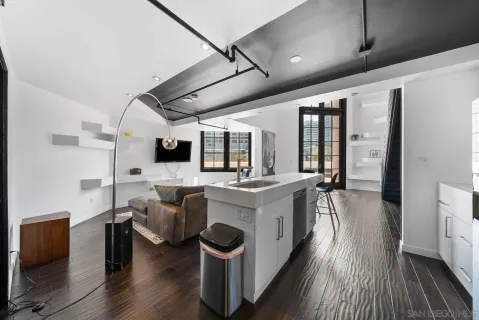 $699,900 | 702 Ash Street, Unit 102, San Diego, CA 92101