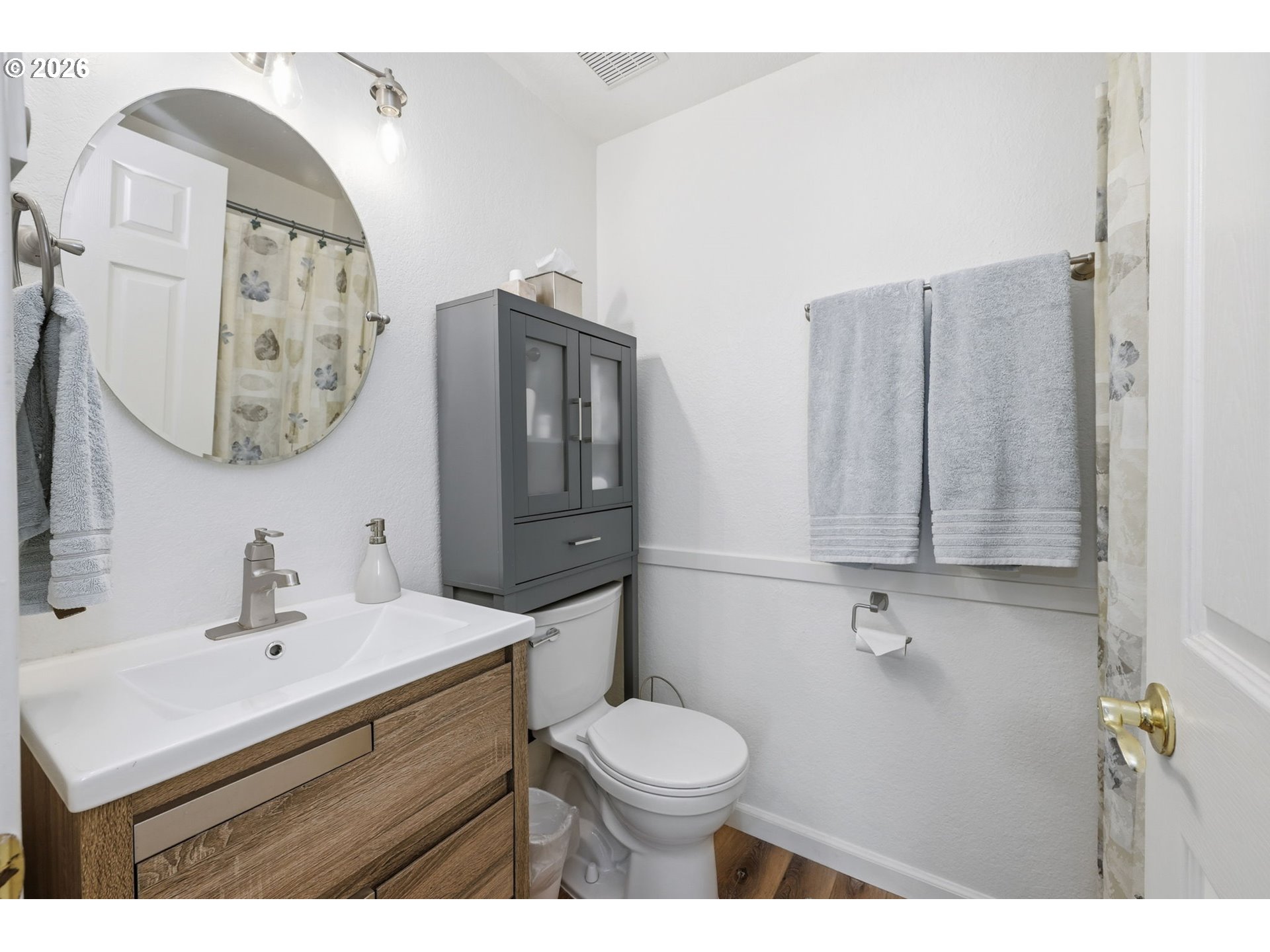 1326 Quaker Street Eugene, OR 97402 - Photo 29 of 41 Bathroom