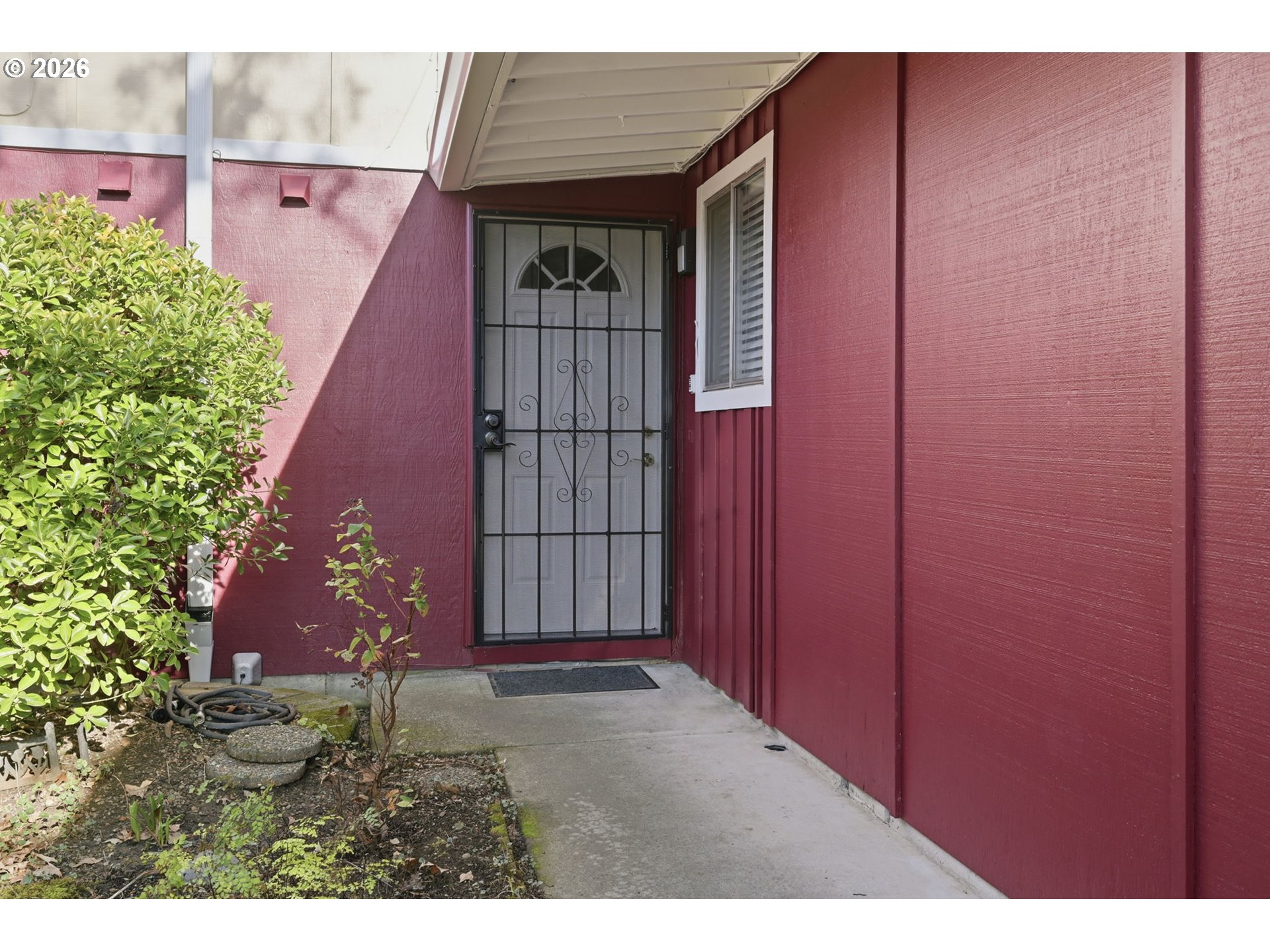 1326 Quaker Street Eugene, OR 97402 - Photo 5 of 41