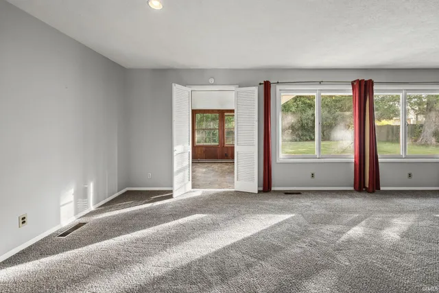 $269,000 | 2212 Sycamore Lane, West Lafayette, IN 47906