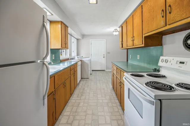 $269,000 | 2212 Sycamore Lane, West Lafayette, IN 47906