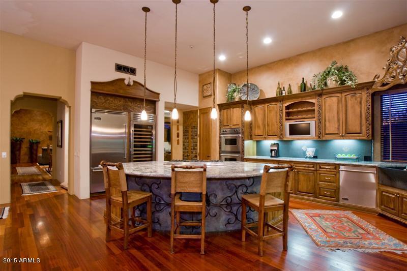 9232 East Mountain Spring Road Scottsdale, AZ 85255 - Photo 4 of 55 20100608191020667496000000-o