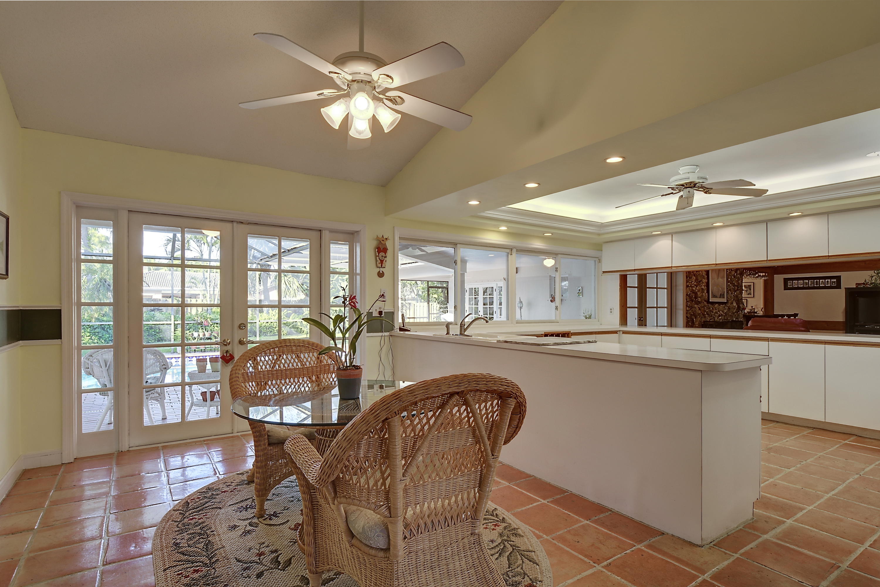 6811 Giralda Circle Boca Raton, FL 33433 - Photo 15 of 32 N2G05