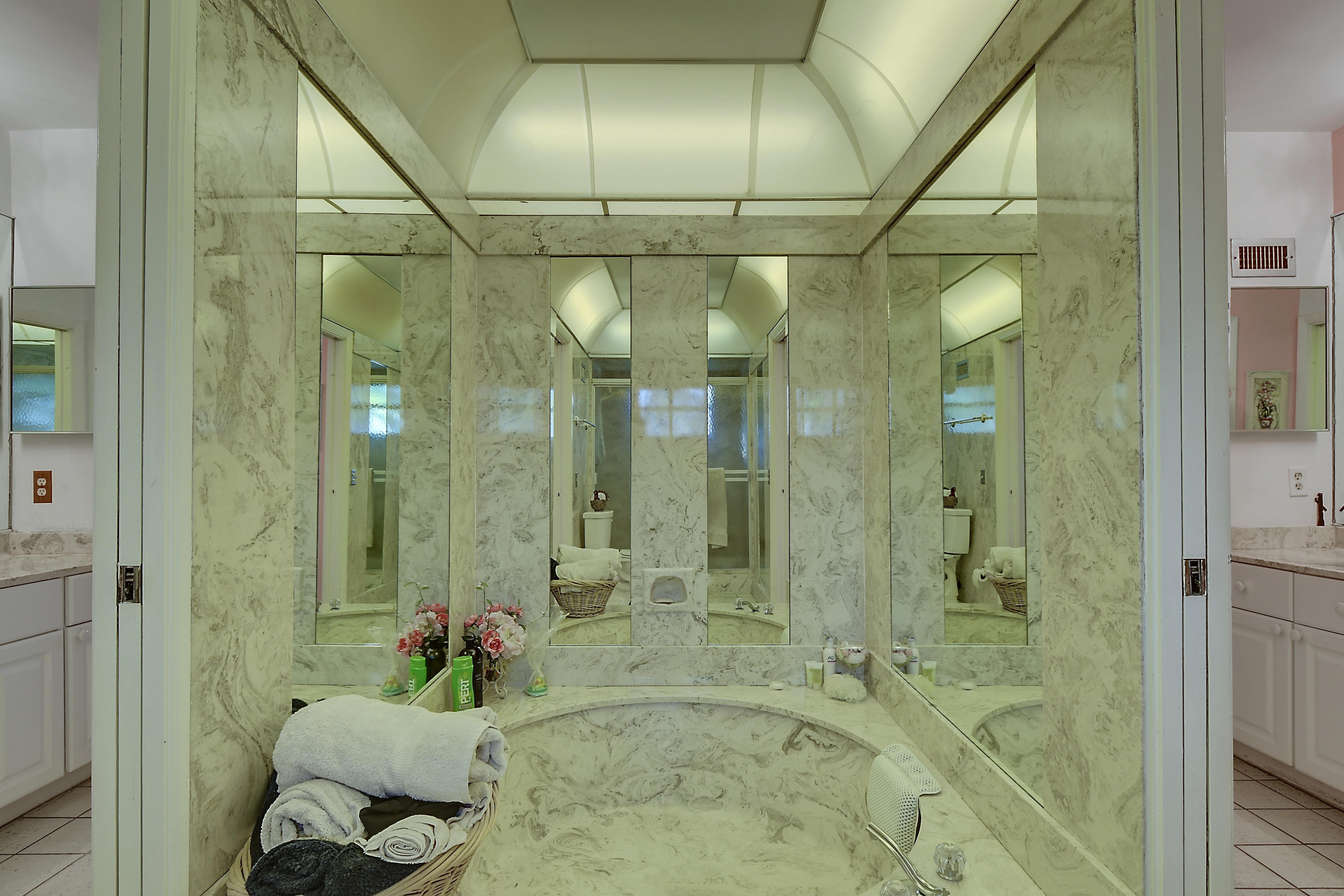 6811 Giralda Circle Boca Raton, FL 33433 - Photo 20 of 32 N2G08