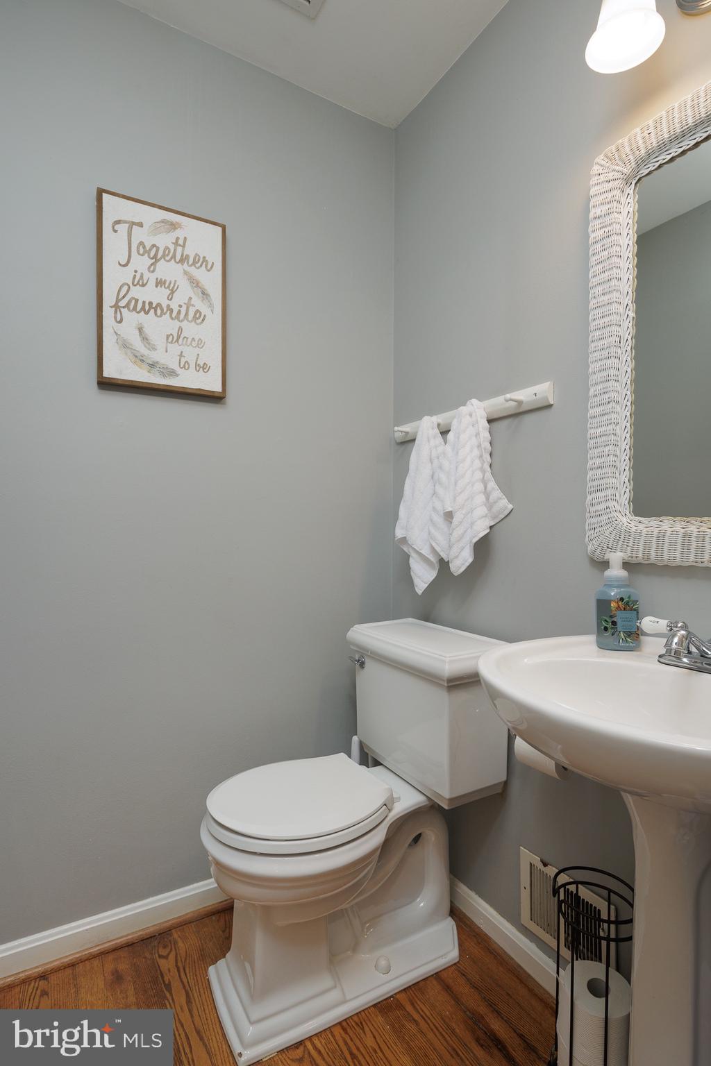 1817 Cranberry Lane Reston, VA 20191 - Photo 11 of 40