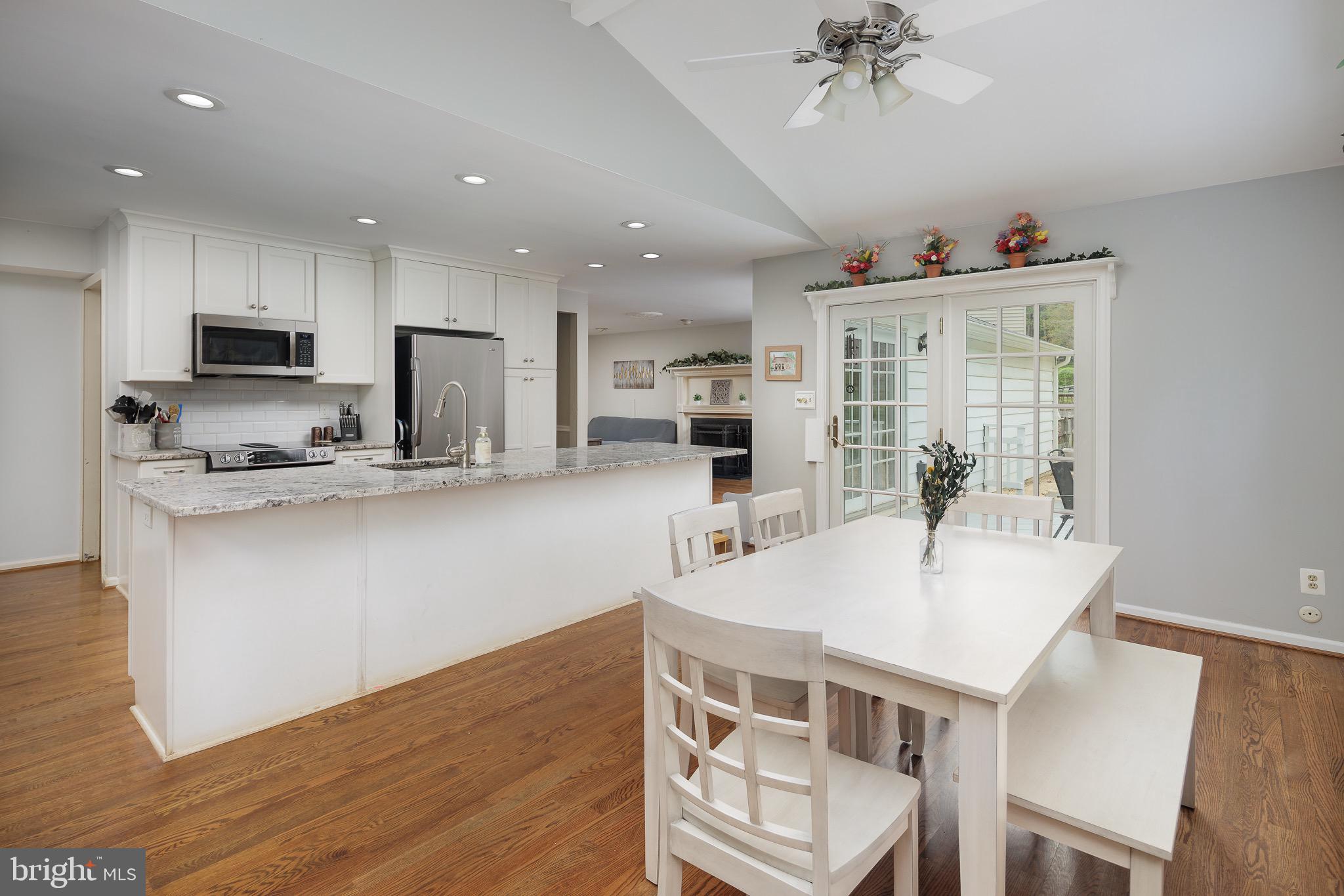 1817 Cranberry Lane Reston, VA 20191 - Photo 12 of 40
