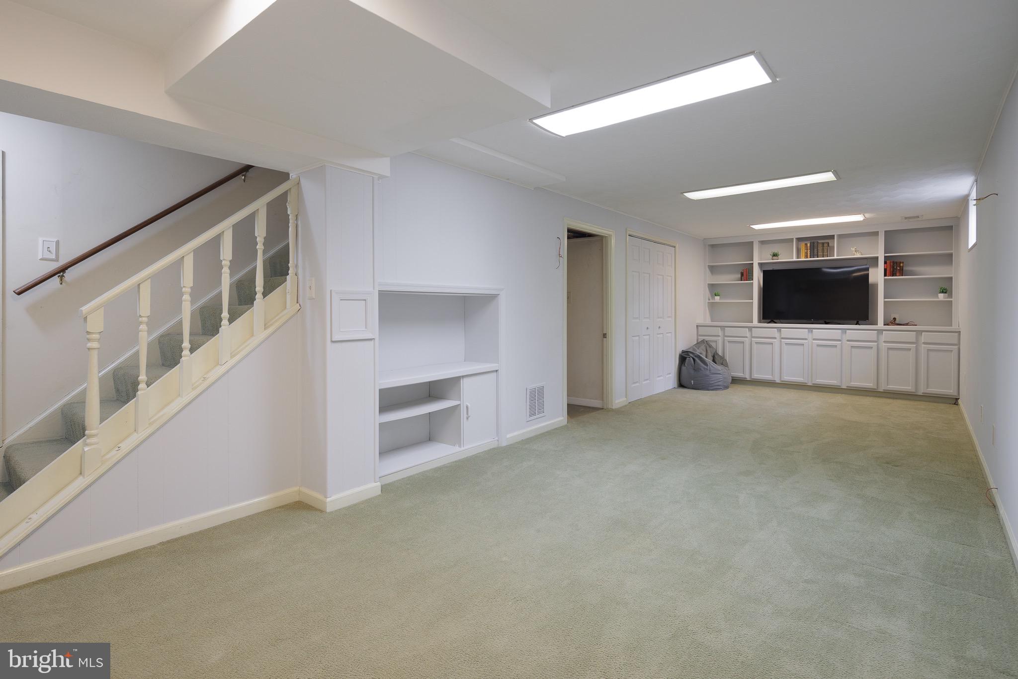 1817 Cranberry Lane Reston, VA 20191 - Photo 30 of 40