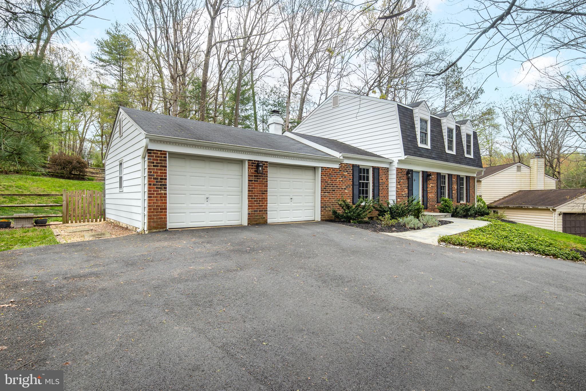 1817 Cranberry Lane Reston, VA 20191 - Photo 4 of 40