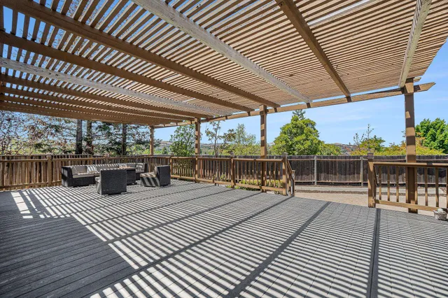 $1,299,950 | 121 St Nazaire Court, Martinez, CA 94553