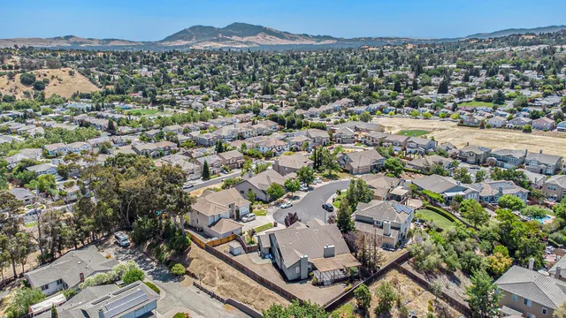 $1,299,950 | 121 St Nazaire Court, Martinez, CA 94553