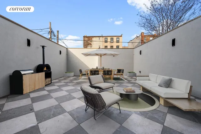 $7,500,000 | 41 Summit Street | Columbia Street Waterfront