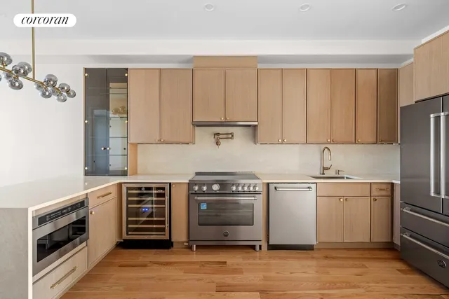 $7,500,000 | 41 Summit Street | Columbia Street Waterfront