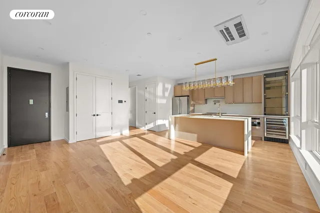 $7,500,000 | 41 Summit Street | Columbia Street Waterfront