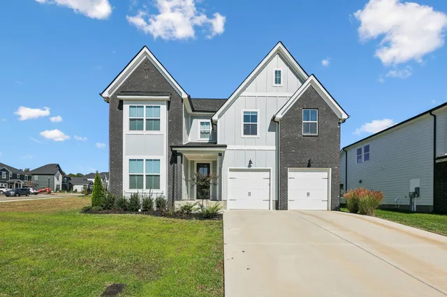 $649,900 | 5200 Greentree Drive, Smyrna, TN 37167