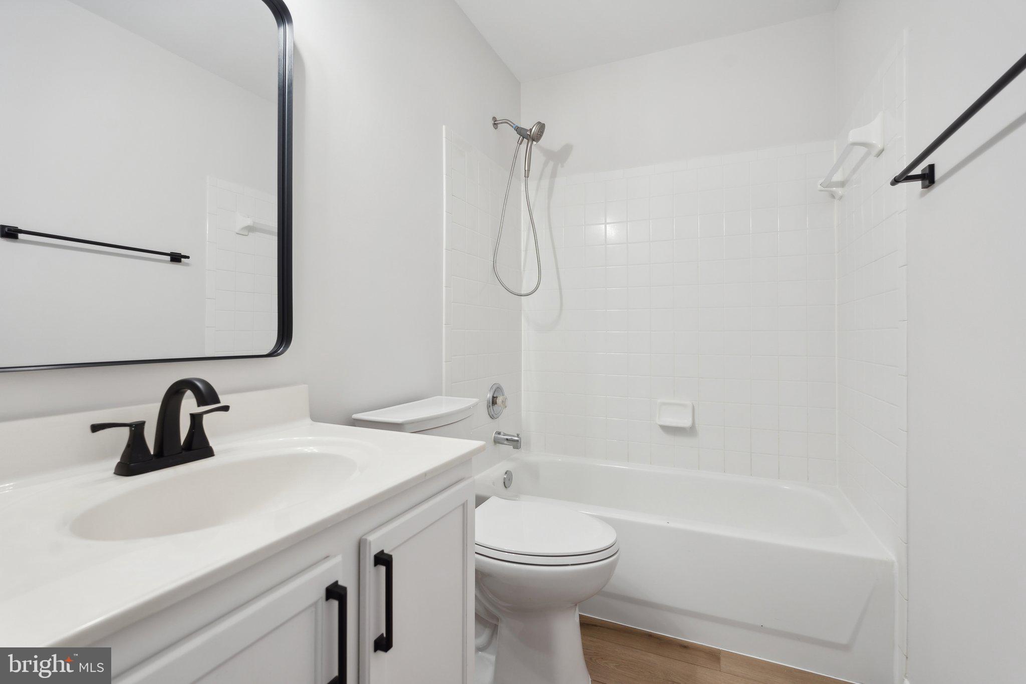 8385 Sinclair Mill Road Manassas, VA 20112 - Photo 28 of 56 Bathroom