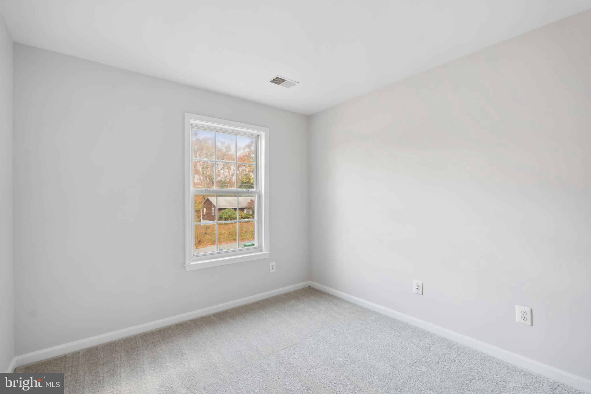 8385 Sinclair Mill Road Manassas, VA 20112 - Photo 30 of 56 Bedroom