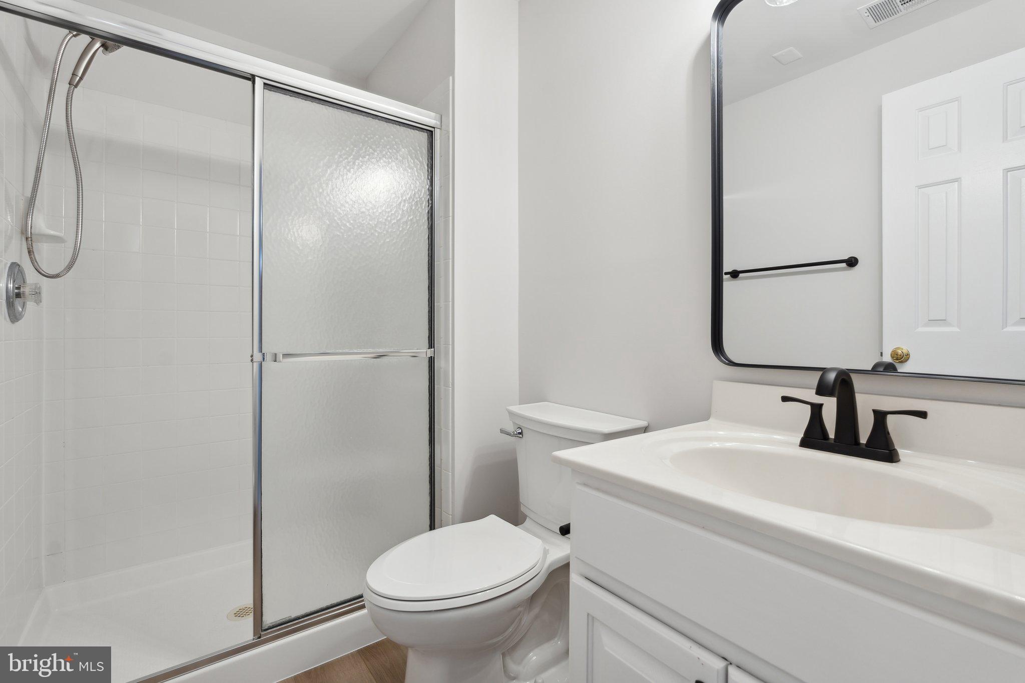 8385 Sinclair Mill Road Manassas, VA 20112 - Photo 40 of 56 Bathroom
