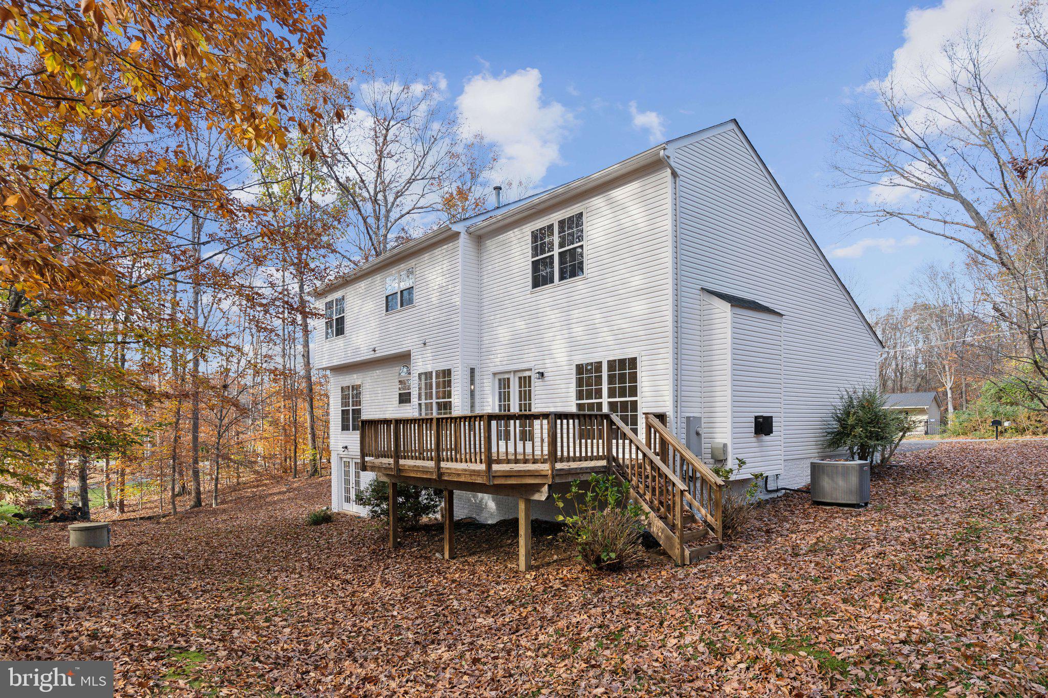 8385 Sinclair Mill Road Manassas, VA 20112 - Photo 43 of 56 Exterior Rear