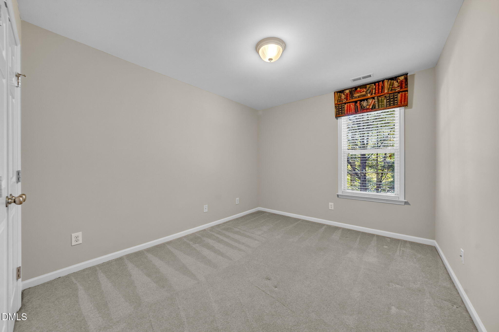 8255 Martello Lane Raleigh, NC 27613 - Photo 19 of 31 24-web-or-mls-8255 Martello Lane - 24