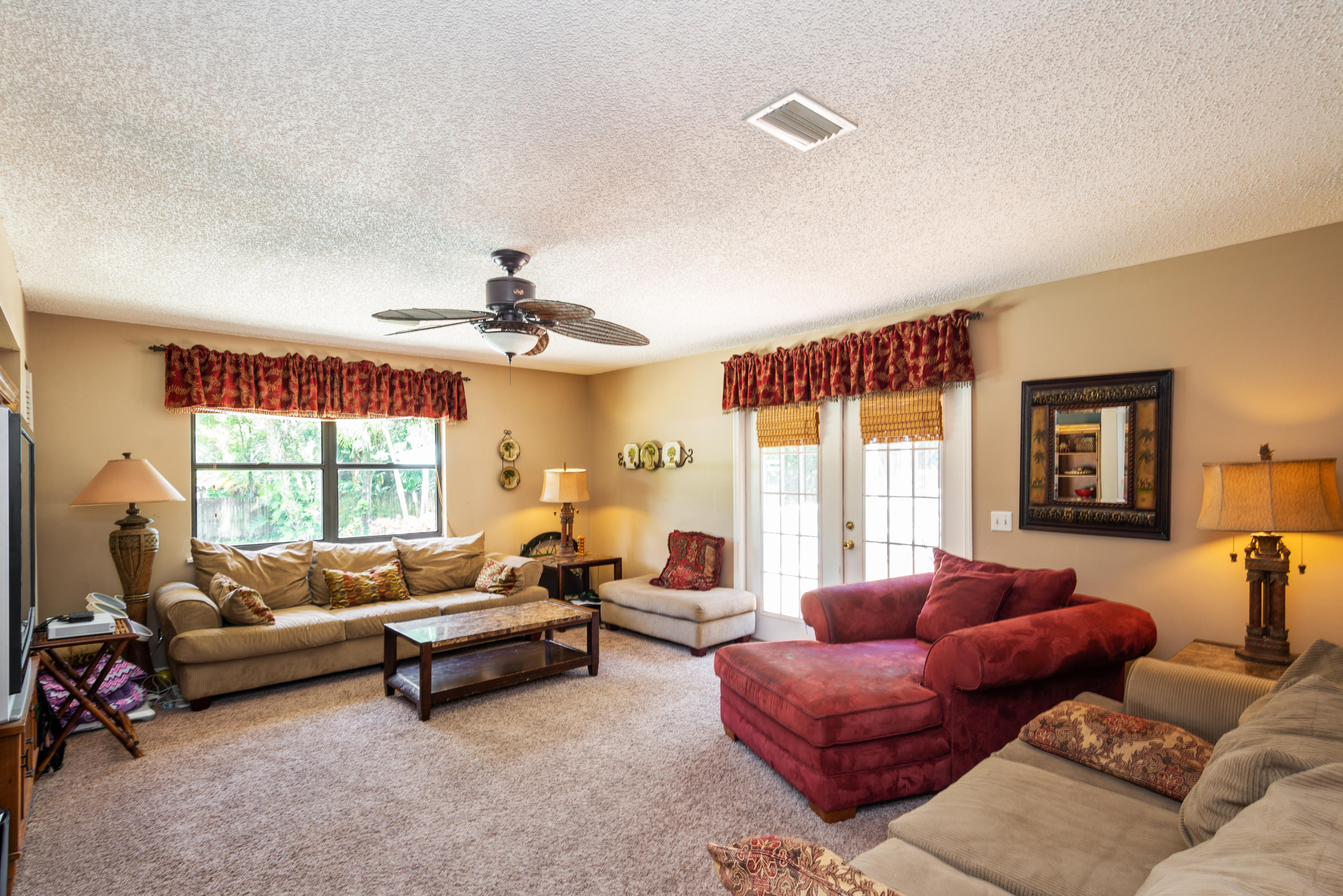 11295 175th Road North Jupiter, FL 33478 - Photo 6 of 22 Family Room