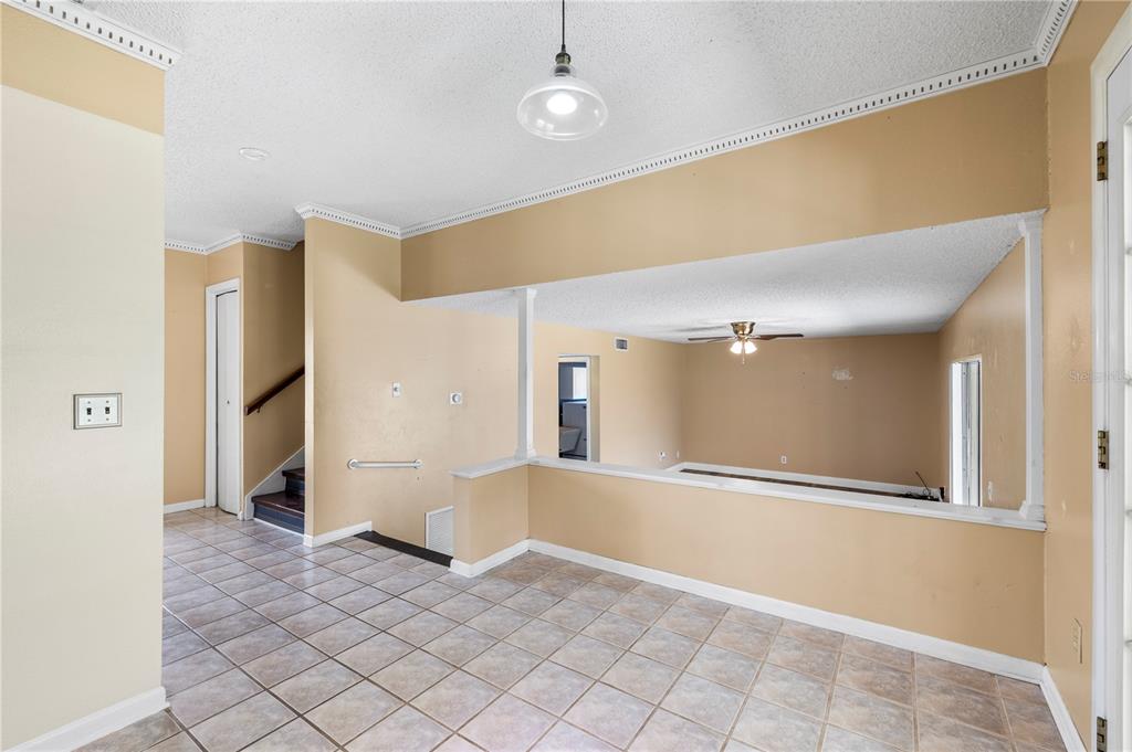 3608 Casaba Loop Valrico, FL 33596 - Photo 12 of 54