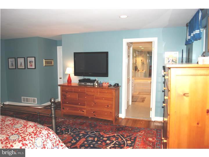 501 Northfield Road Devon, PA 19333 - Photo 14 of 25 Master Bathroom