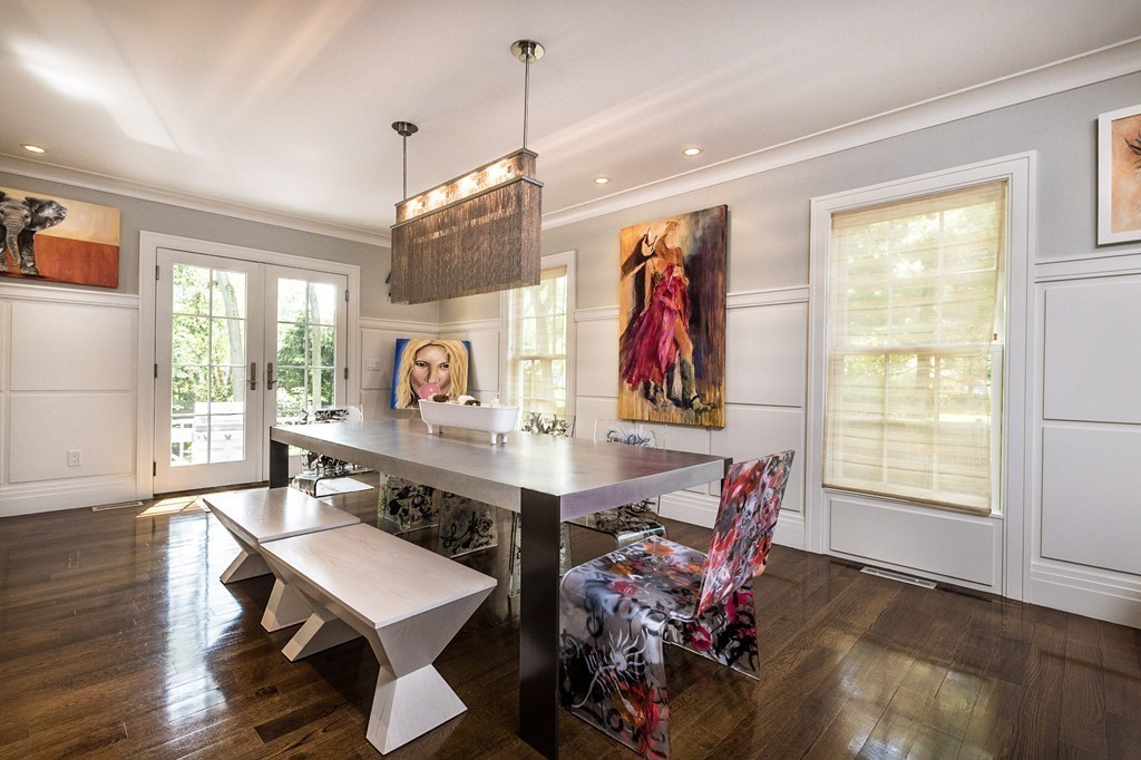 22 Edmunds Road Wellesley, MA 02481 - Photo 11 of 28 Gallery Image 11
