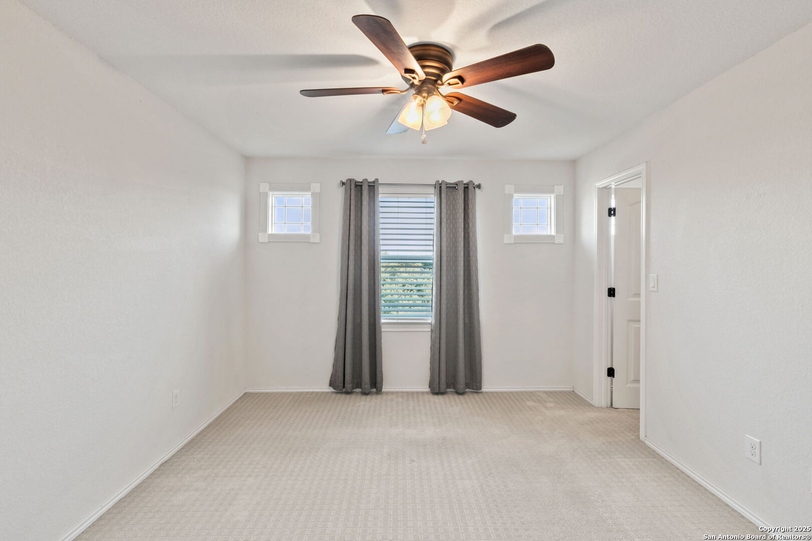 7215 Avery Road Live Oak, TX 78233 - Photo 37 of 56