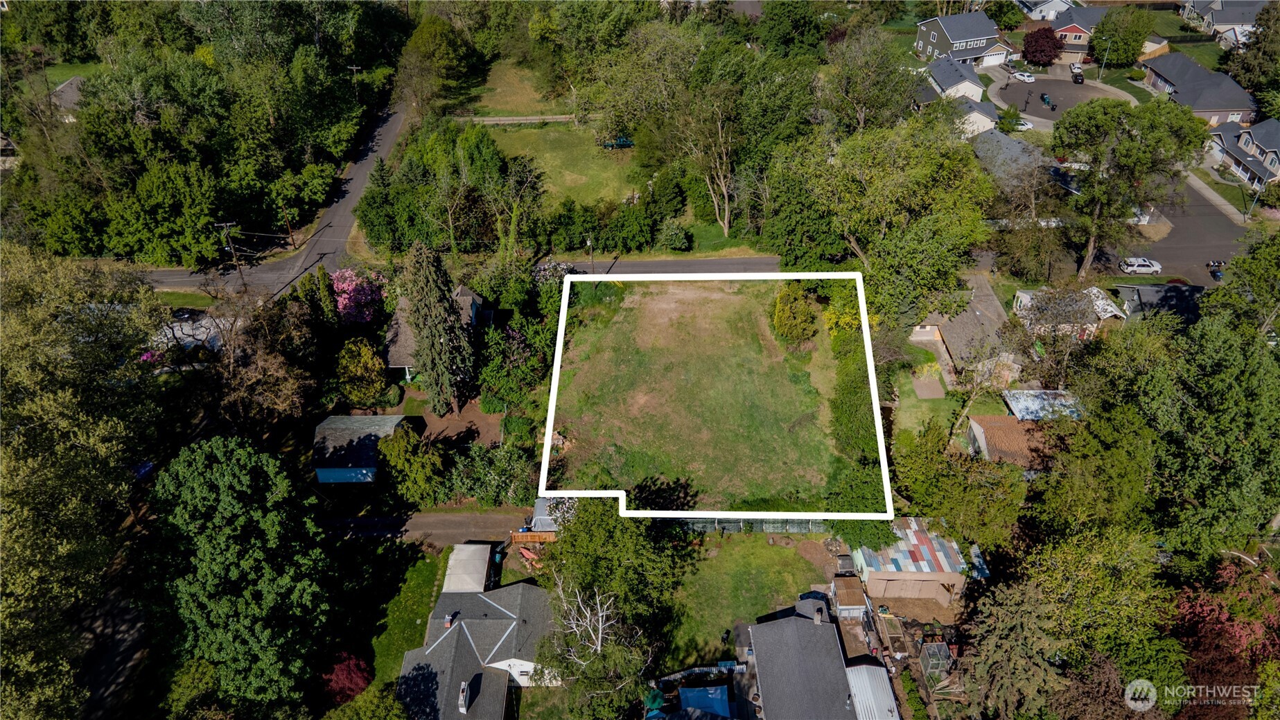1031 Woodlawn Street Walla Walla, WA 99362 - Photo 1 of 7 an aerial view of a residential houses