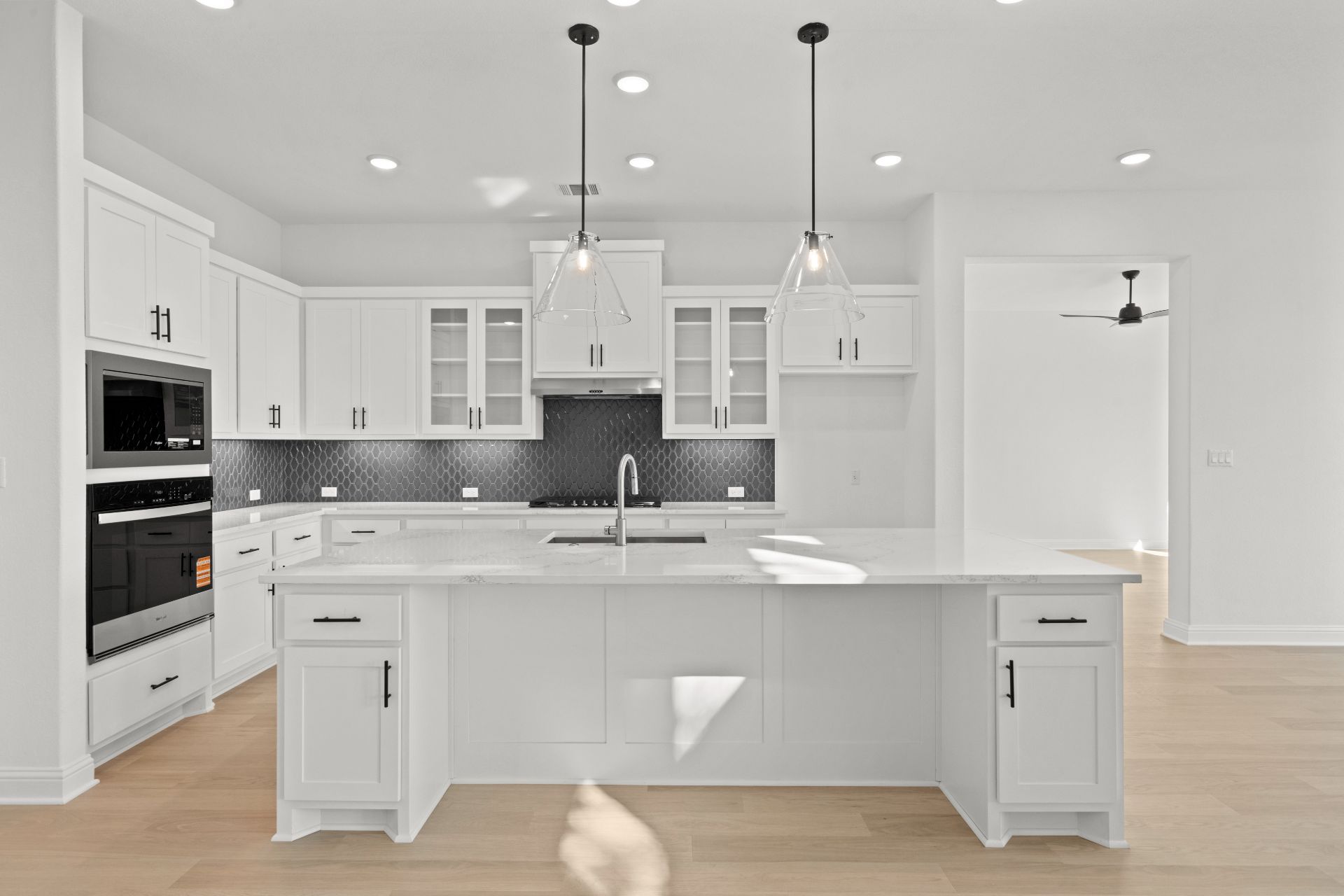 497 Wood Thrush Run Kyle, TX 78640 - Photo 6 of 35 Gorgeous Open Concept Kitchen