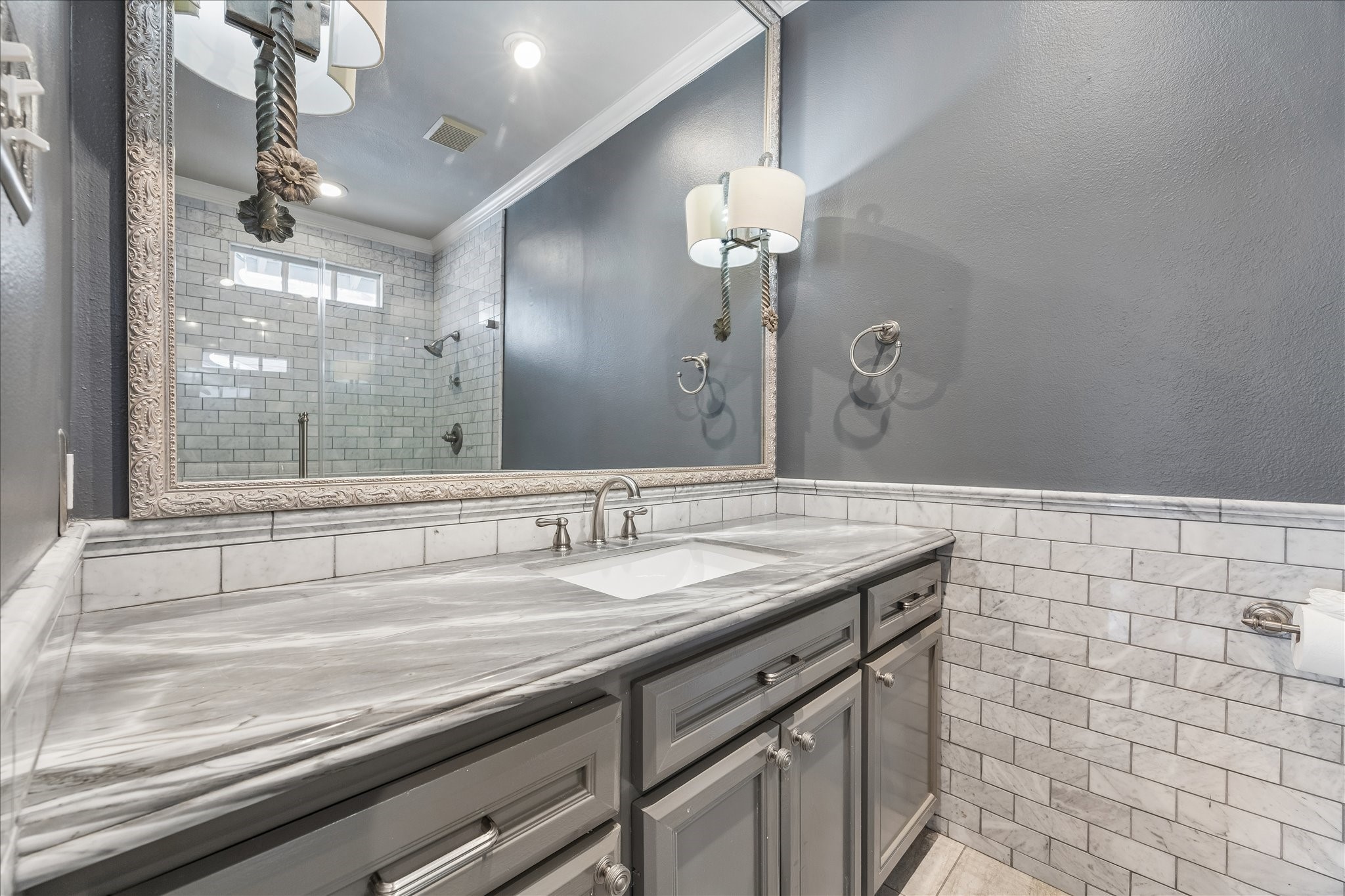 1102 East 14th Street Houston, TX 77009 - Photo 20 of 34