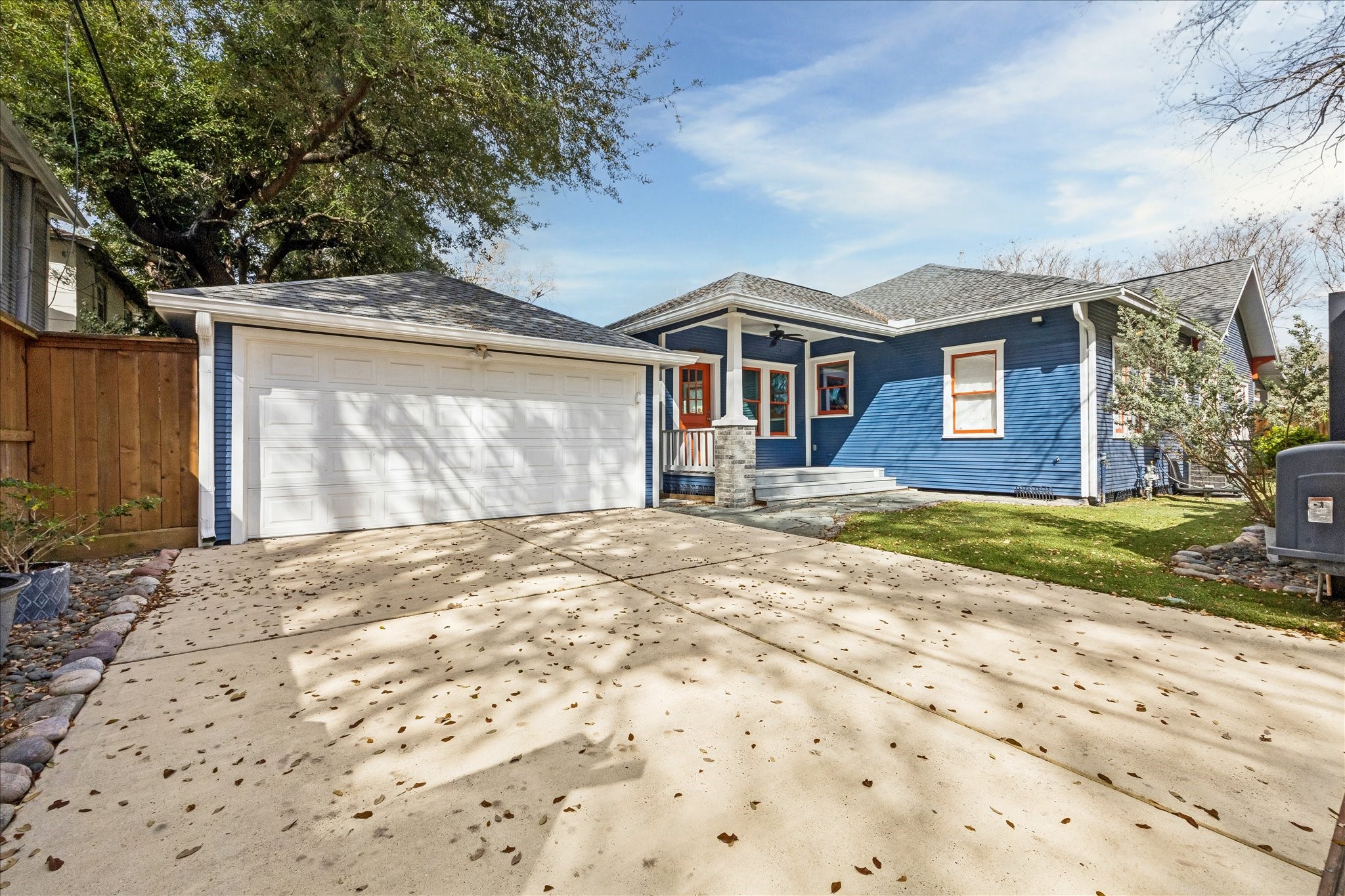 1102 East 14th Street Houston, TX 77009 - Photo 5 of 34