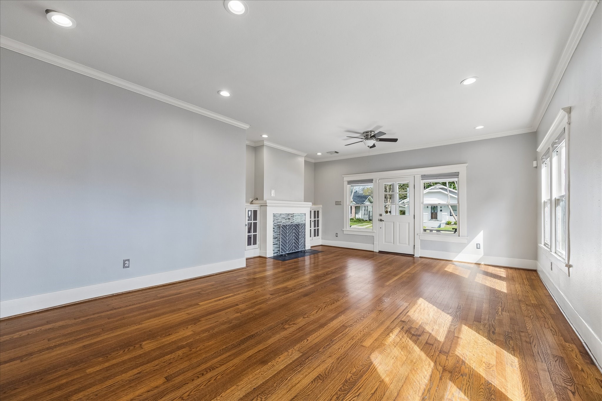 1102 East 14th Street Houston, TX 77009 - Photo 9 of 34