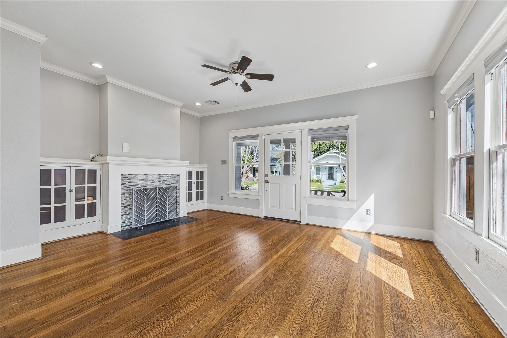 1102 East 14th Street Houston, TX 77009 - Photo 10 of 34