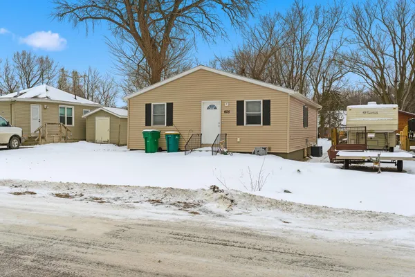 $169,000 | 605 Chapman Street, Mankato, MN 56001