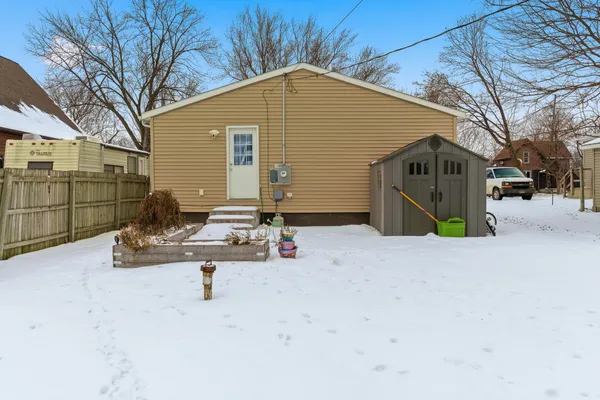 $169,000 | 605 Chapman Street, Mankato, MN 56001