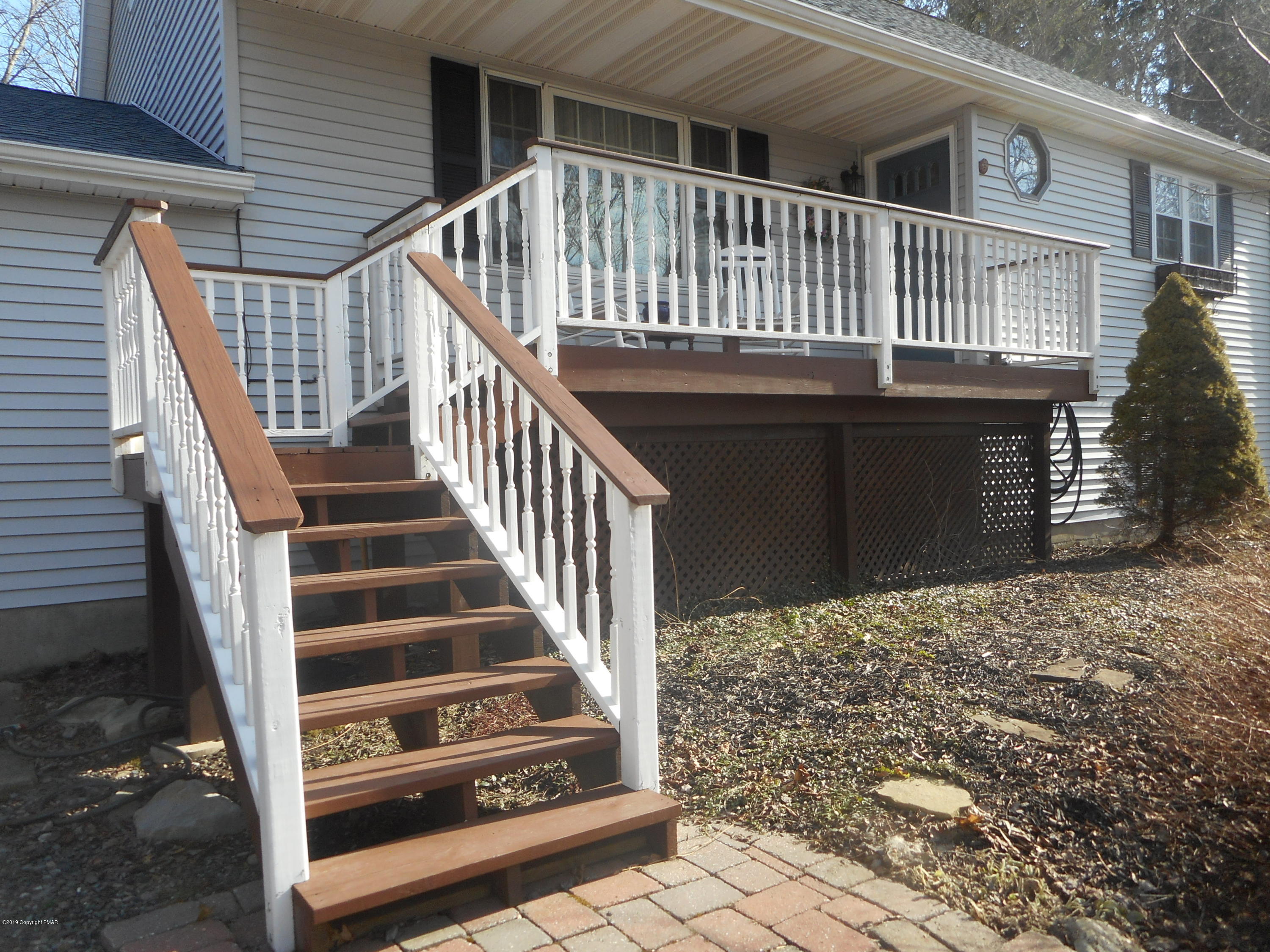 641 Smith Hill Road Stroudsburg, PA 18360 - Photo 3 of 45 DSCN1794