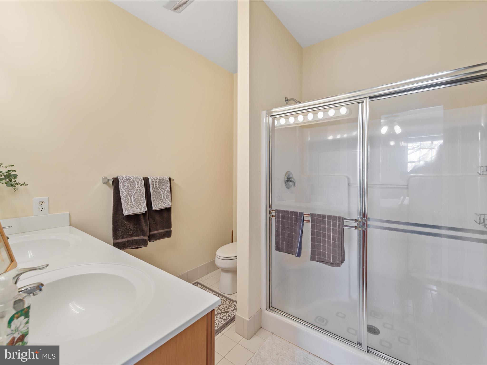16 Wills Way, Unit 48 Rehoboth Beach, DE 19971 - Photo 29 of 49 Main level full bathroom