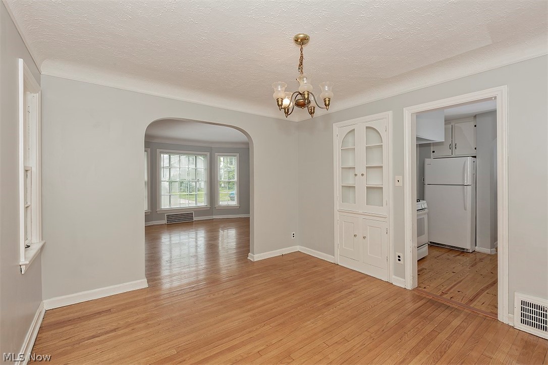 4021 Rosemond Road Cleveland Heights, OH 44121 - Photo 15 of 34