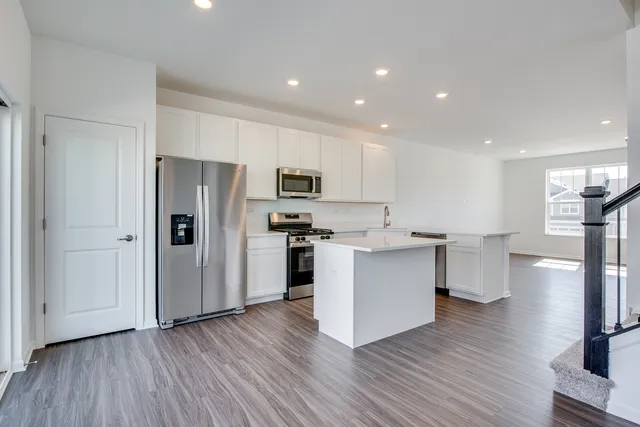 $2,750 | 25662 West Yorkshire Drive, Plainfield, IL 60544