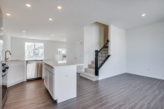 $2,750 | 25662 West Yorkshire Drive, Plainfield, IL 60544