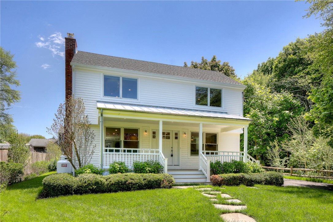 20 Beach Avenue Jamestown, RI 02835 - Photo 1 of 28