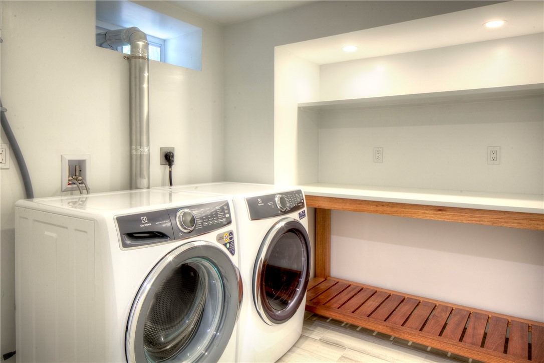 20 Beach Avenue Jamestown, RI 02835 - Photo 24 of 28