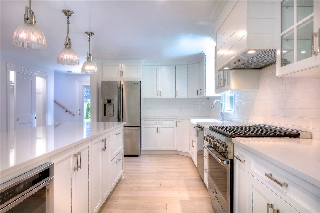 20 Beach Avenue Jamestown, RI 02835 - Photo 8 of 28