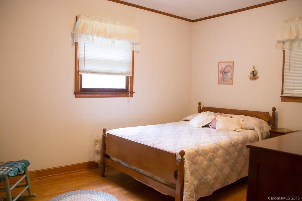 396 McKinney Road West Marion, NC 28752 - Photo 14 of 15 Gallery Image 14