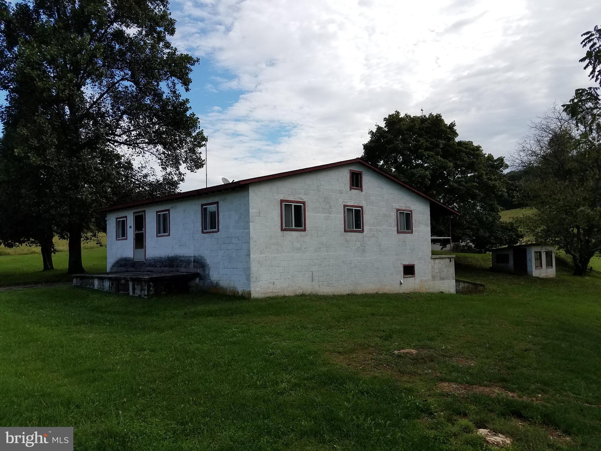4625 Old Hanover Road Westminster, MD 21158 - Photo 5 of 21 Concrete Block Rancher & 22+/-acres