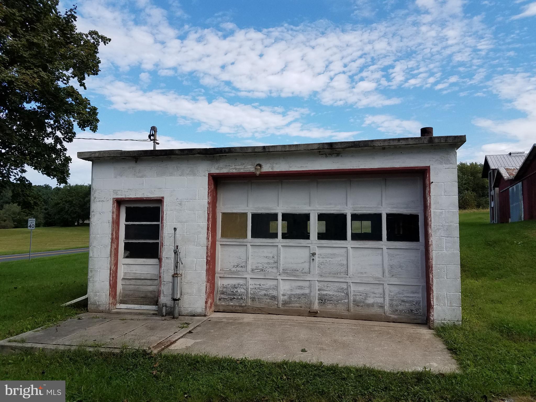 4625 Old Hanover Road Westminster, MD 21158 - Photo 7 of 21 Detached Garage