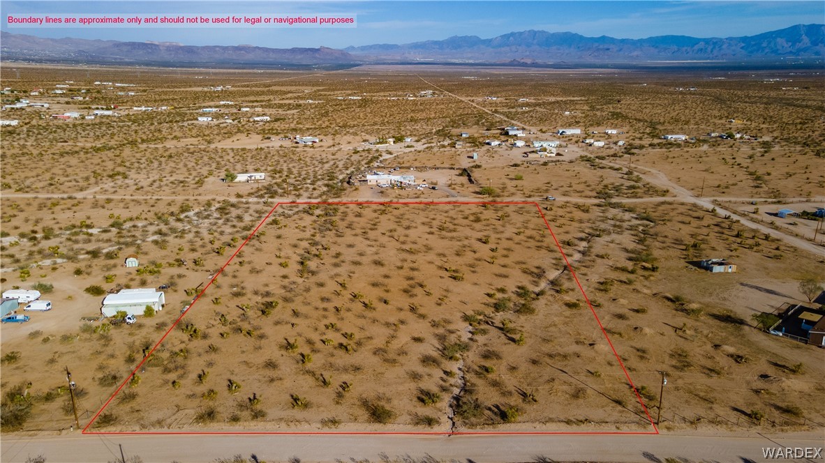 2693 Naco Road Golden Valley, AZ 86413 - Photo 7 of 17 a view of an ocean
