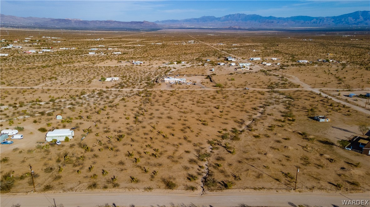 2693 Naco Road Golden Valley, AZ 86413 - Photo 8 of 17